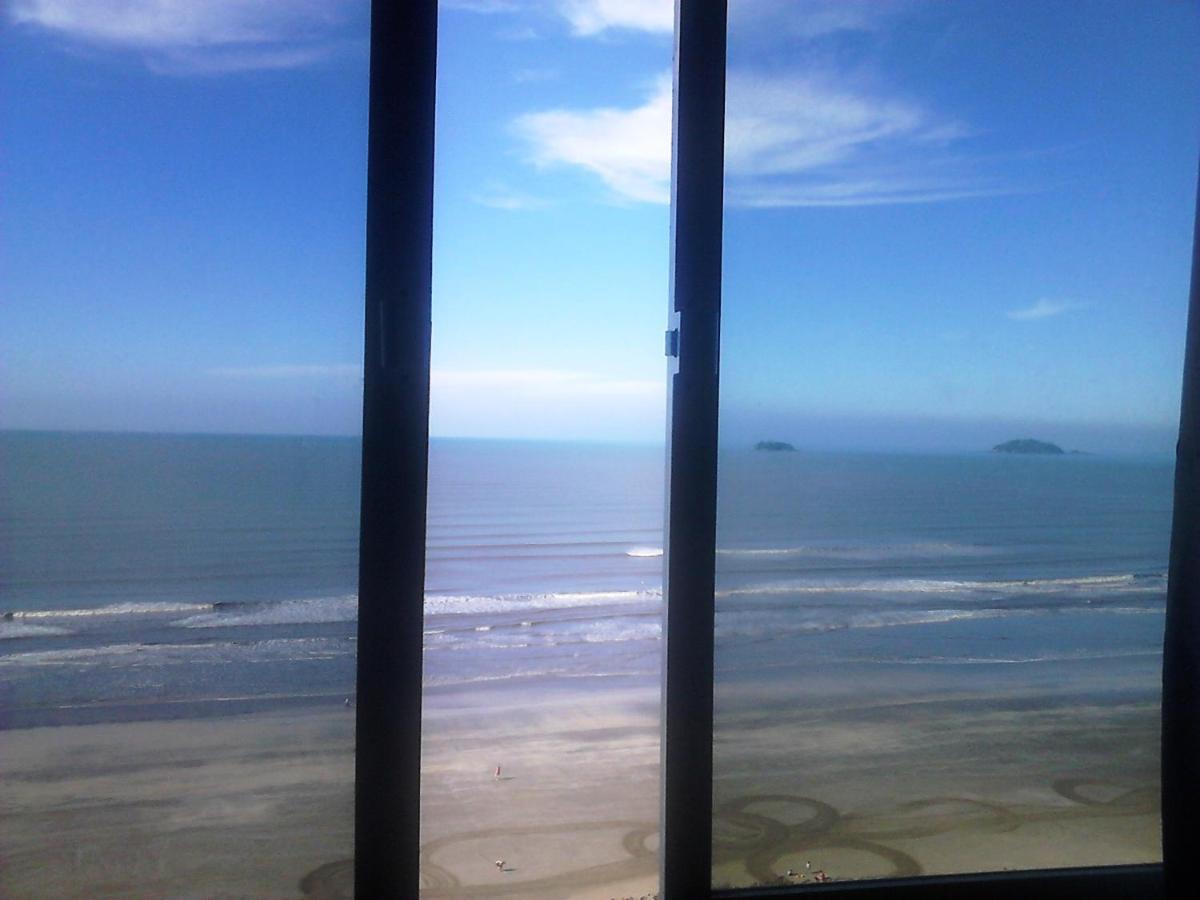 Apto Frente Ao Mar Peruibe Bagian luar foto