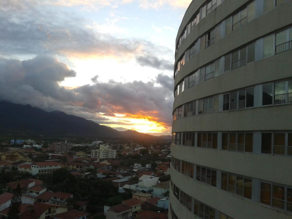 Apto Frente Ao Mar Peruibe Bagian luar foto