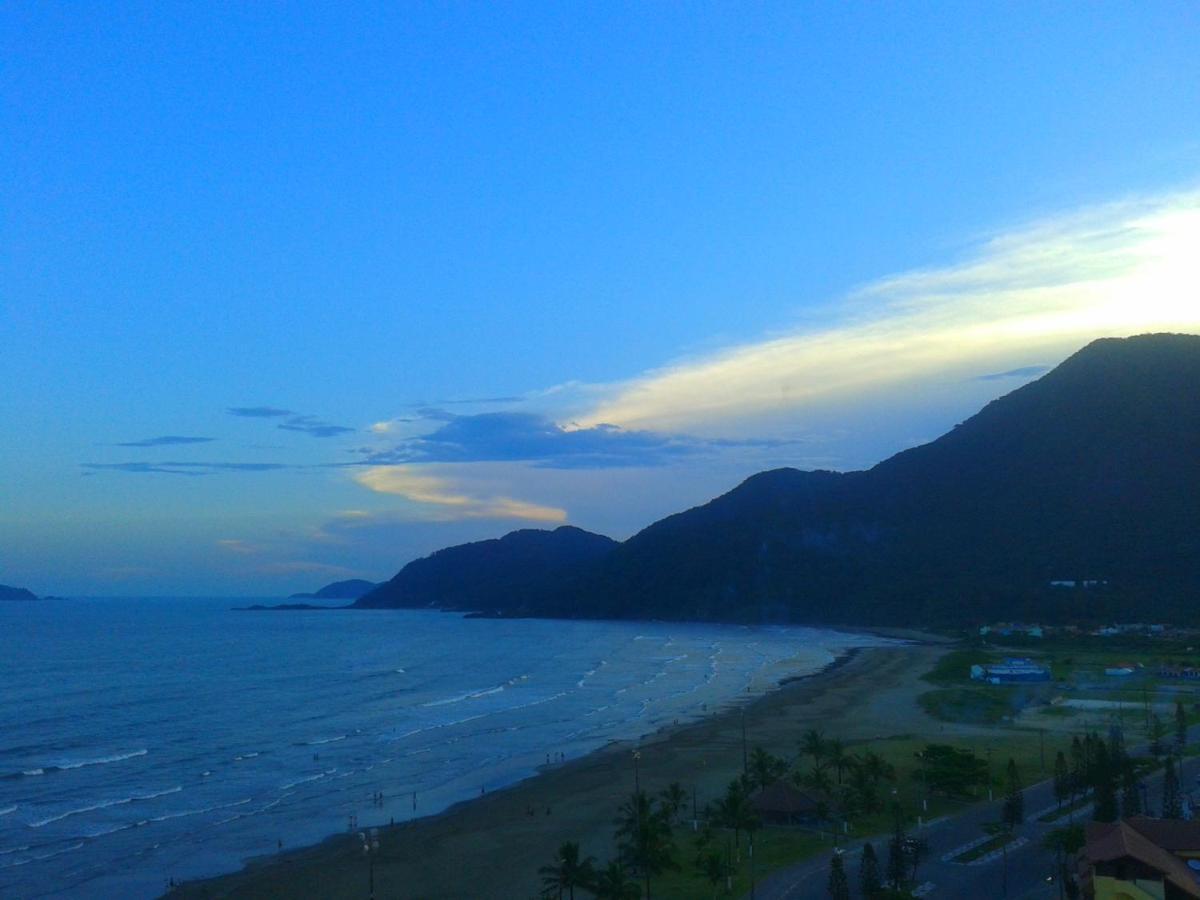 Apto Frente Ao Mar Peruibe Bagian luar foto